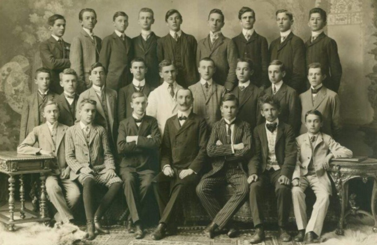 Đaci 1912.jpg